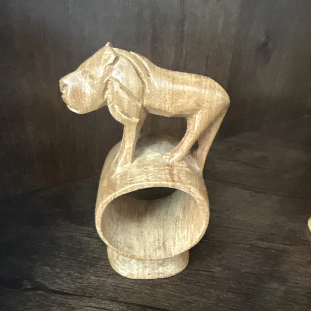 Lot 4 Hand Carved Wood African Safari Jungle Animals‎ Napkin Rings Footed
